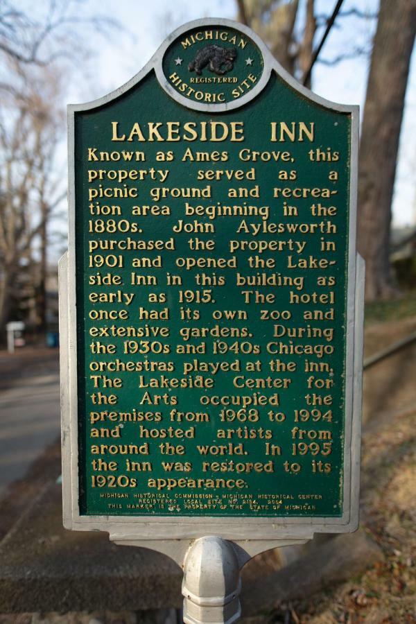 Lakeside Inn 外观 照片